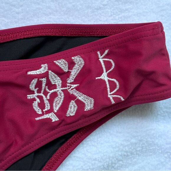 MINKPINK CORAL Red Racerback Embroidered Women's 2 piece bikini Size Medium​ - Picture 11 of 11